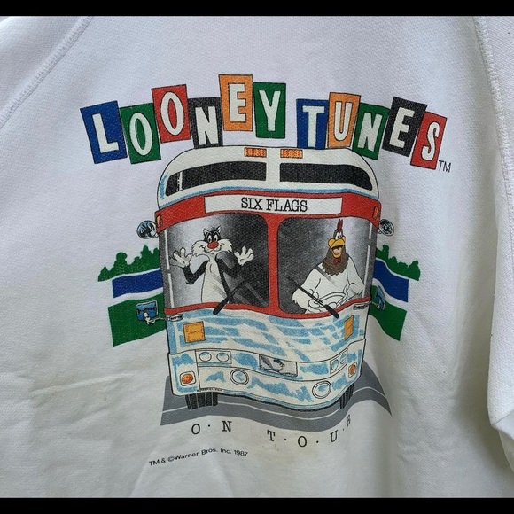 Vintage looney tunes sweatshirt - Picture 2 of 5